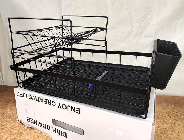 Lote siguiente: Escaleras metálicas de 2 pisos, en L. reforzado con bandeja, nuevo en caja