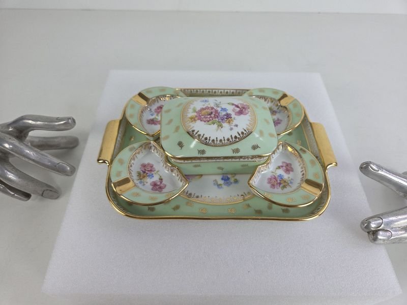 Juego de porcelana francesa Limoges, bandeja y accesorios - imagen 2