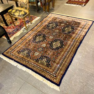 Sofá de 2 Cuerpos y Alfombra Persa con Diseños Florales - imagen 2