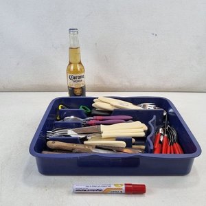 Set de Cubiertos Variados con Bandeja Organizadora Azul - imagen 1
