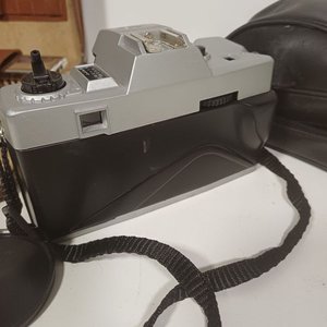 Neceser de Viaje Antiguo con 8 Piezas y Cámara "2000N" con Estuche - imagen 7