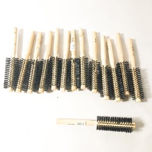 Lote siguiente: Pack 13 Cepillos Redondos para Peinar con Mango de Madera