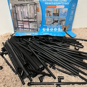 Lote siguiente: Perchero Organizador Multifuncional para Ropa y Sombreros