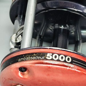Reel Rotativo Abu Garcia Ambassadeur 5000 Clásico Sueco - imagen 3