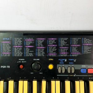 Teclado Yamaha PSR-78 Portátil con Sonidos y Ritmos - imagen 2
