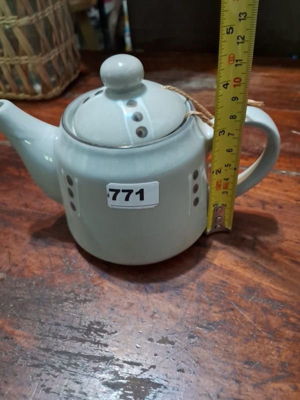 Item 886582 - Image 1