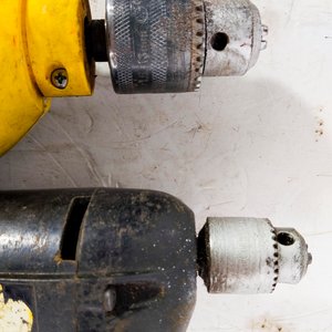 Lote de 2 Amoladoras y 2 Taladros Eléctricos - imagen 8