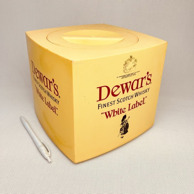 Hielera para whisky marca Dewar's - Análisis de imagen - imagen 3