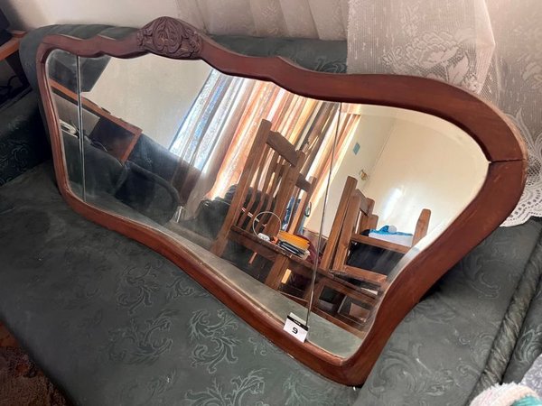 Antiguo Espejo Estilo Luis XV Biselado con Marco de Madera Maciza Tallada - imagen 2