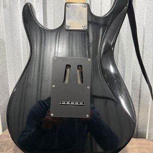 Guitarra Eléctrica Vantage VKS-11/BK Negra Indonesia - imagen 8