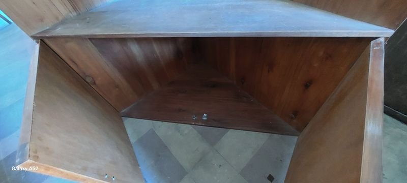 Mueble esquinero en madera de excelente calidad - imagen 6