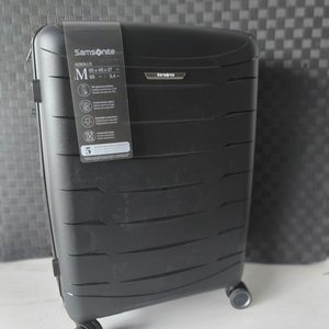 Lote anterior: Valija Samsonite Aerolux Negra 65cm Grande con Ruedas