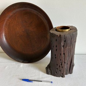 Set de Adornos Rústicos: Plato de Madera y Portavela de Tronco - imagen 2