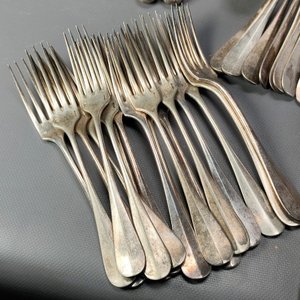 Lote de Cubiertos Christofle: Cucharas, Tenedores y Cuchillos - imagen 9