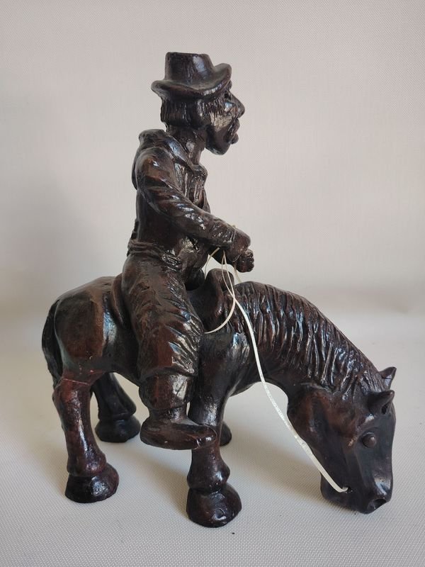 Escultura de barro cocido en estilo Molina Campos - imagen 2