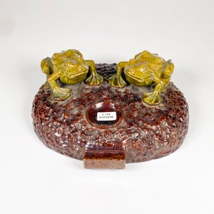 Tintero de Gres Esmaltado con Dos Ranas Decorativas - imagen 2