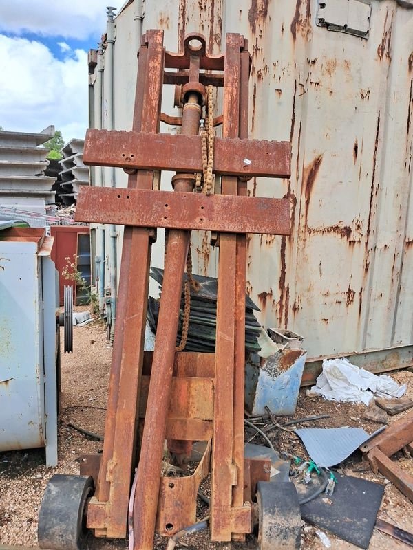 Item 896329 - Image 3