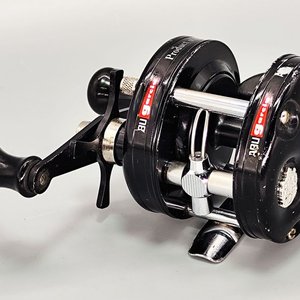 Lote anterior: Reel Rotativo Abu Garcia 4600 C Black - Producto de Suecia