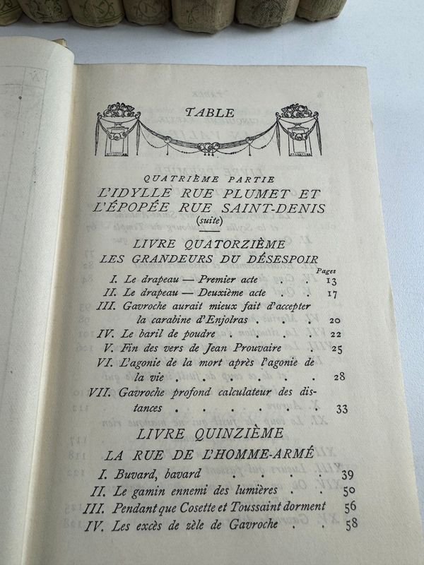 Libro de Victor Hugo: Los Miserables, Tomo Cuarto - imagen 4