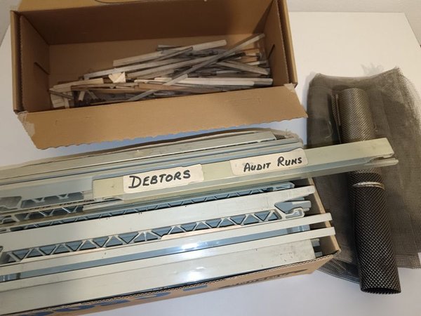 Gran lote de accesorios y materiales para ferromodelismo - imagen 3