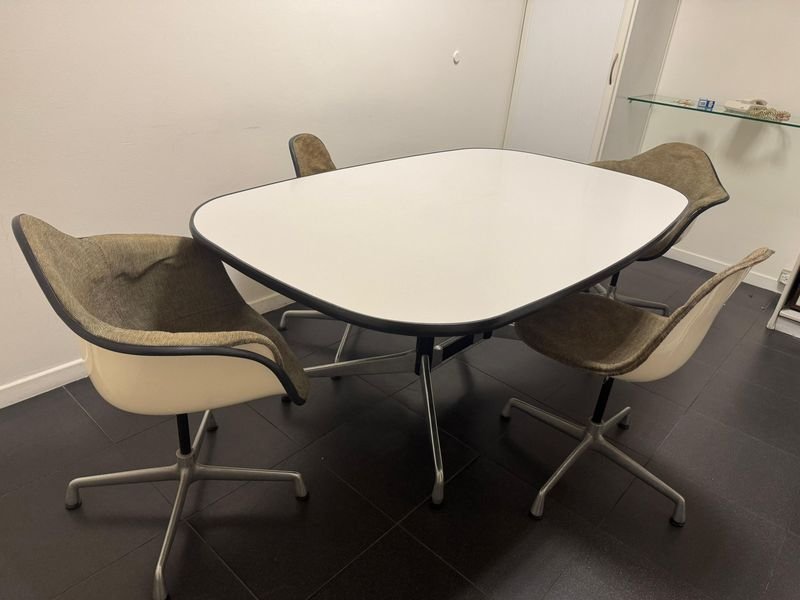 Item 829282 - Image 0