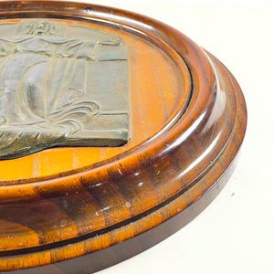 Colgante circular en madera con placa religiosa 35 cm - imagen 3