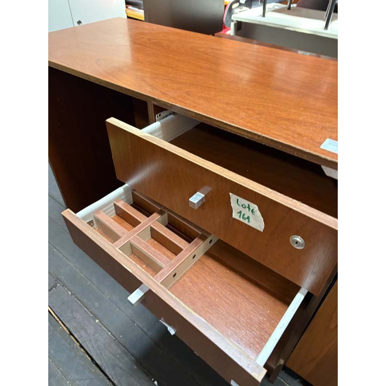 Item 2104611 - Image 1