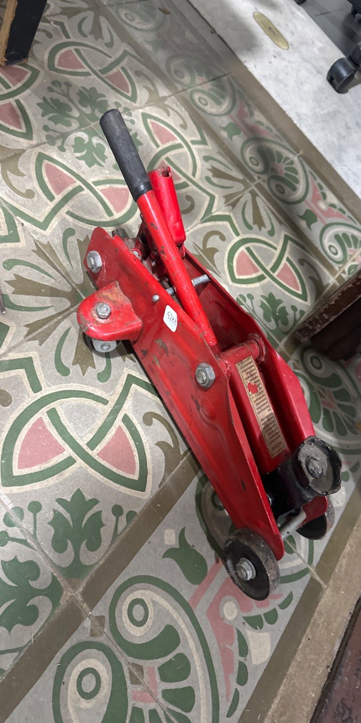 Item 62871 - Image 0