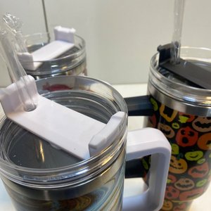 Set de 3 Vasos Térmicos de 1.2L con Diseños de Halloween y Mármol - imagen 6