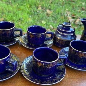 1 juego en ceramica nacional 15 piezas (tetera, lechera, lecherita, azucarera, 6 tazas y 6 platillos) - imagen 3