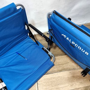 Lote de 2 Sillas Plegables Bajas Azules Acolchonadas para Playa o Estadio - imagen 4