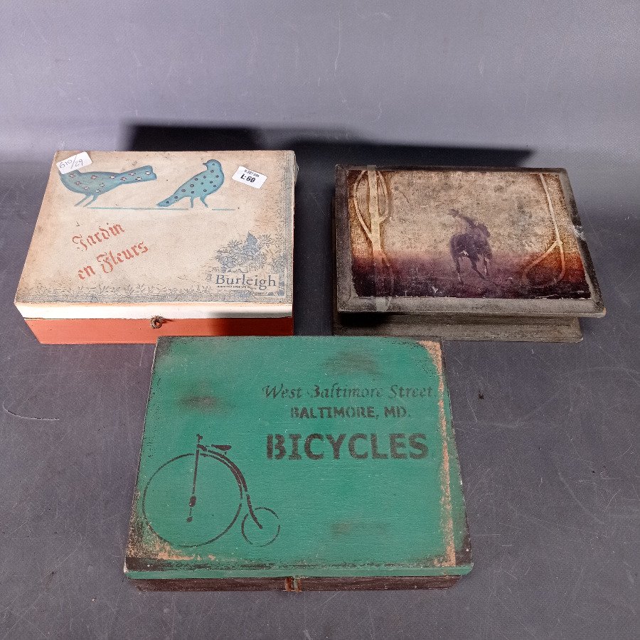 Tres Cajas Decorativas de Madera con Tapa Abatible