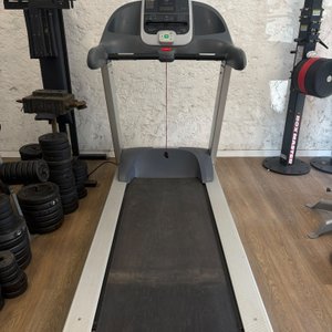 Caminador Precor USA con Elevación Funcional - imagen 2