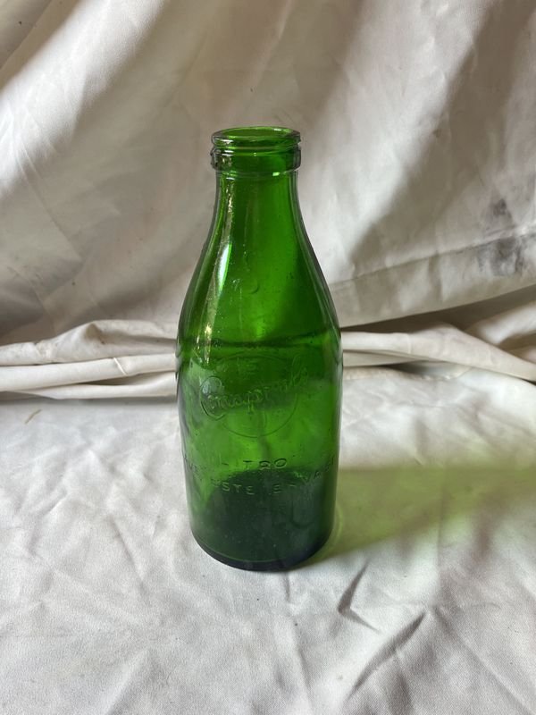 Lote siguiente: Botella de leche Pico Fino de 1L Conaprole