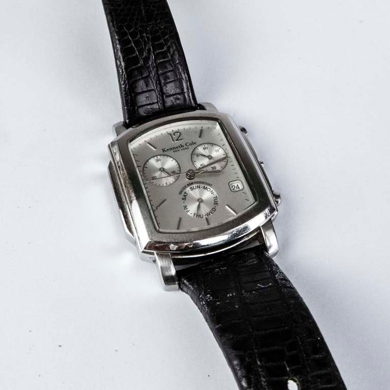 Reloj Kenneth Cole con problemas - imagen 2