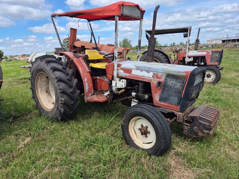 Lote siguiente: Tractor Fiat Agri en Venta
