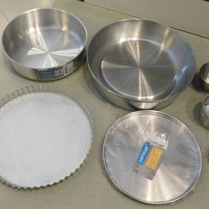 Set de asaderas y recipientes de cocina de acero inoxidable - imagen 3