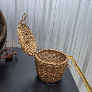 Conjunto de Cestas de Mimbre Artesanales Variadas - imagen 8