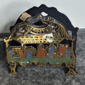 Dos Servilleteros Antiguos: Ratan y Bronce con "Última Cena" - imagen 2
