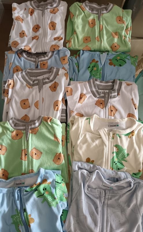 Ropa de bebé con ositos de peluche - imagen 2
