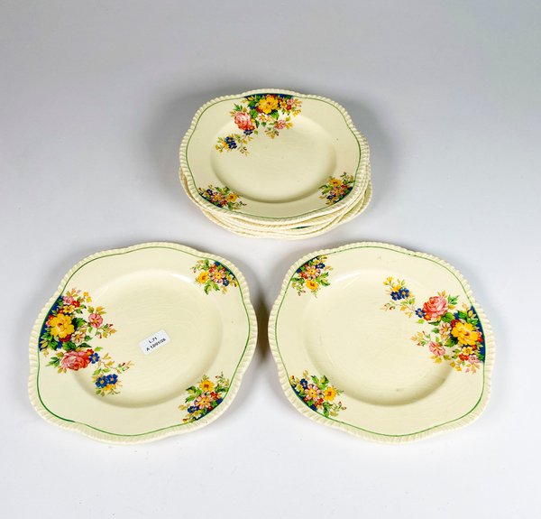 Lote anterior: Ocho platos de loza inglesa postre, diámetros 20 cm