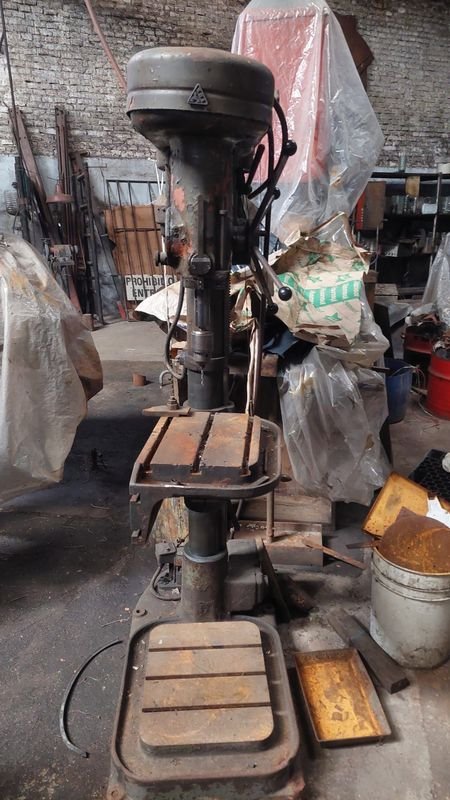 Gran Taladro De Pie A Maquina De Gran Precision Y Utilidad - imagen 3