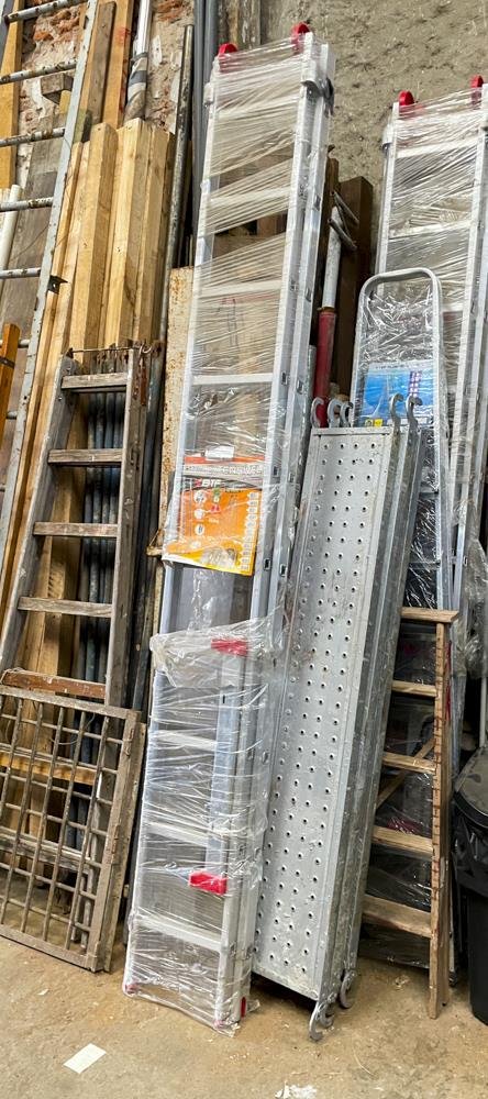 Escalera Extensible de Aluminio Tipo Tijera y Coliza, 5 Metros de Alto