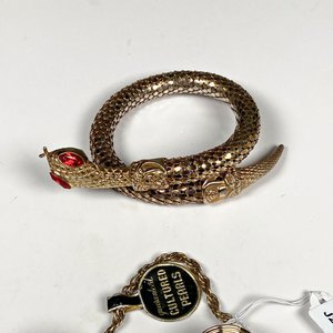 Pulsera Serpiente Fantasía con Ojos Rojos y Solapero con Perlas de Cultivo - imagen 3
