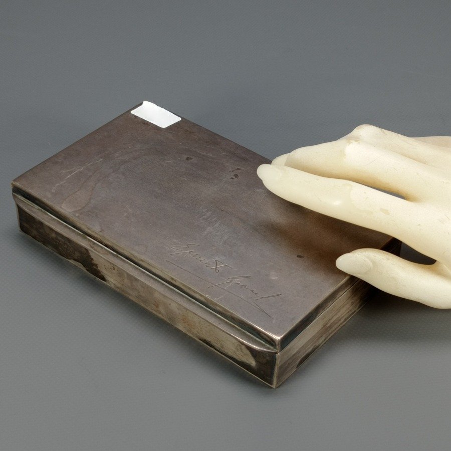 Cigarrera de mesa en plata con interior de madera firmada por Ernesto Geisel - imagen 5
