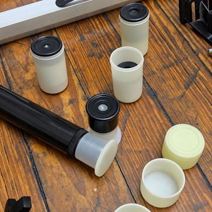 Telescopio de Gran Tamaño con Accesorios y Trípode - imagen 4
