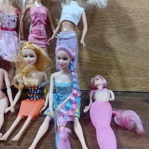Lote de 9 Muñecas Estilo Barbie y Sirena - imagen 10