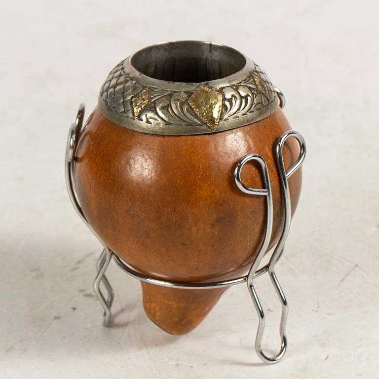 Lote siguiente: Mate con boquilla plateria criolla