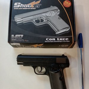 Réplica Pistola Airsoft M17 Shooter Con Luce, Calibre 6mm, Plástico, Negra - imagen 1