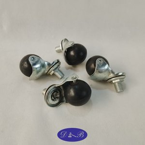Lote anterior: Set de 4 Ruedas Giratorias Metálicas con Base